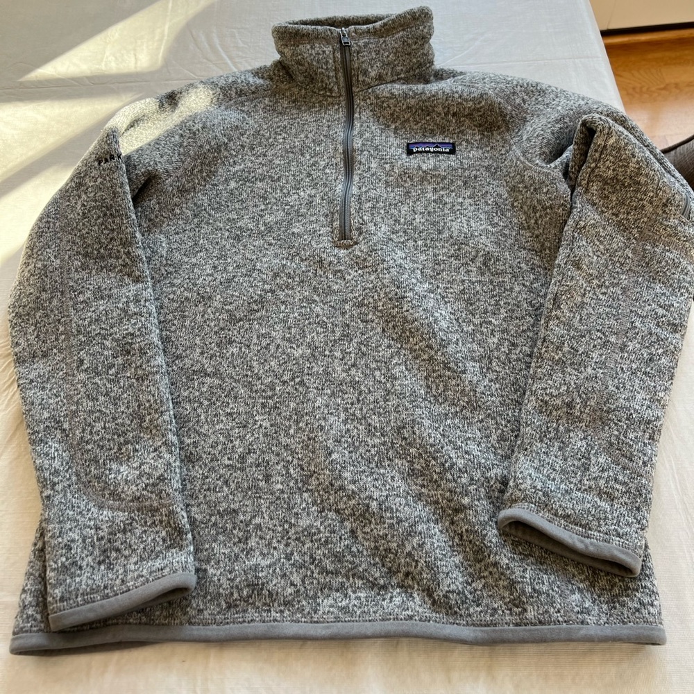 Women’s small Patagonia quarter zip